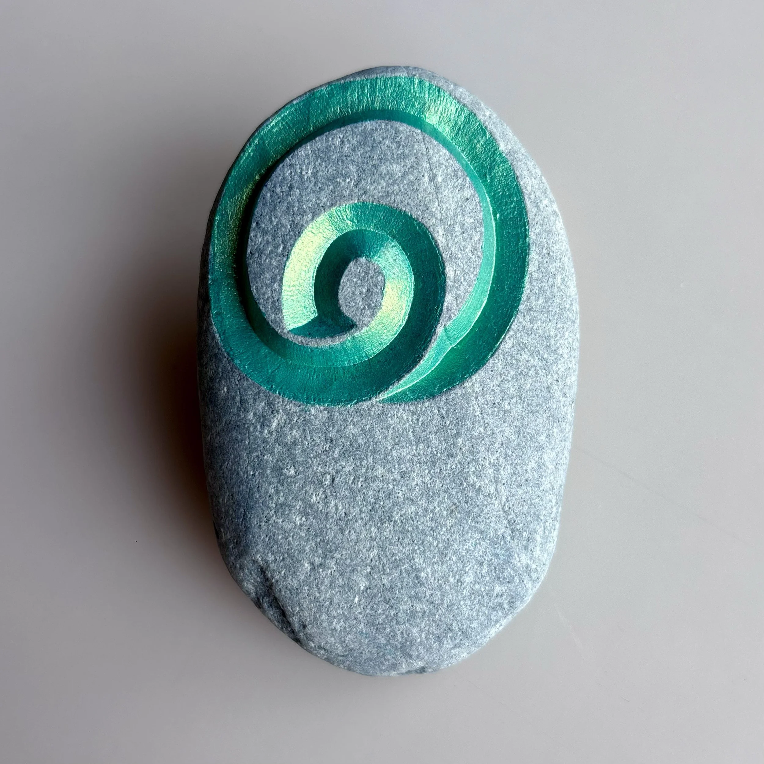 Overlap in Metallic Green