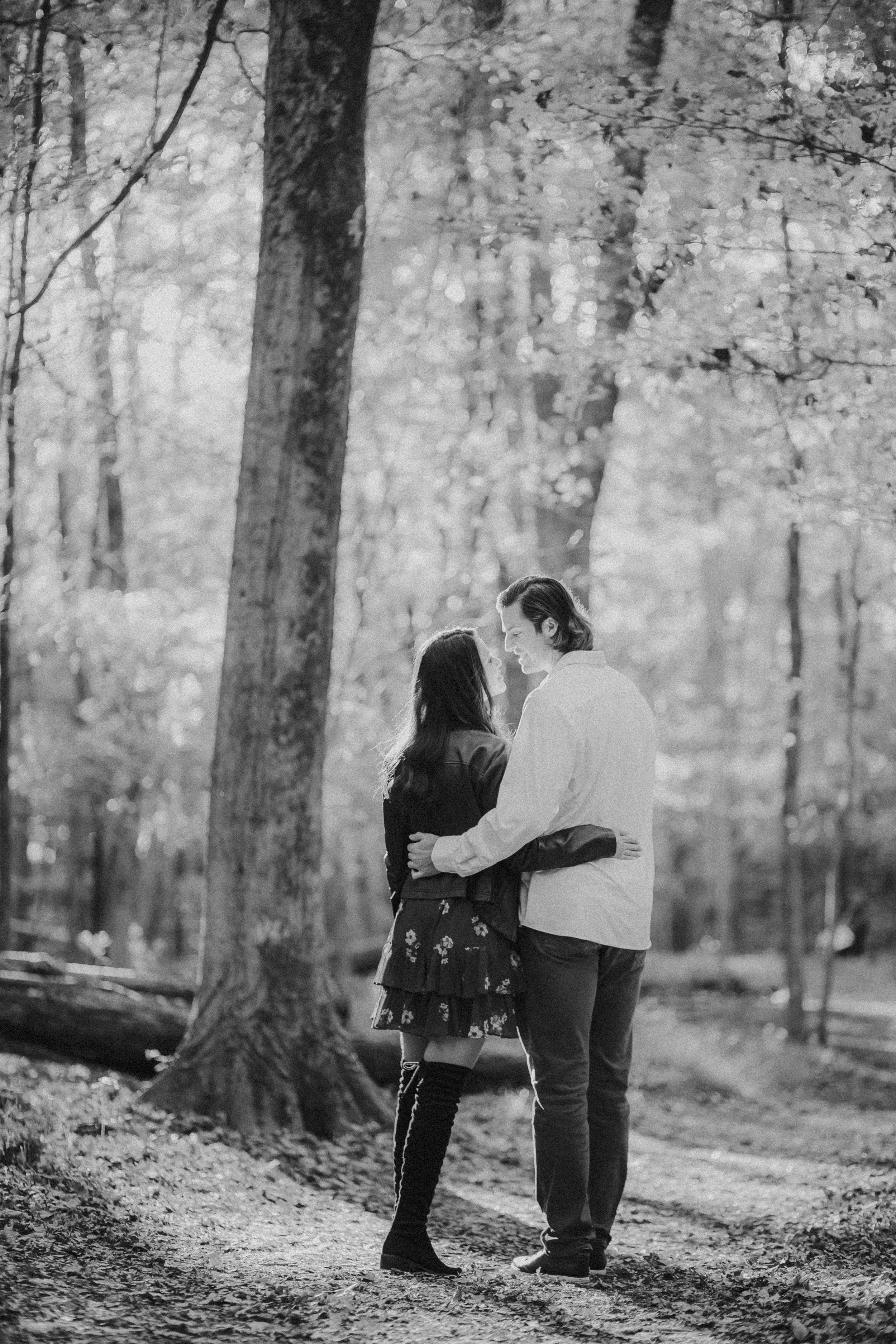 TNEngagement_RomanticWoods-22.jpg