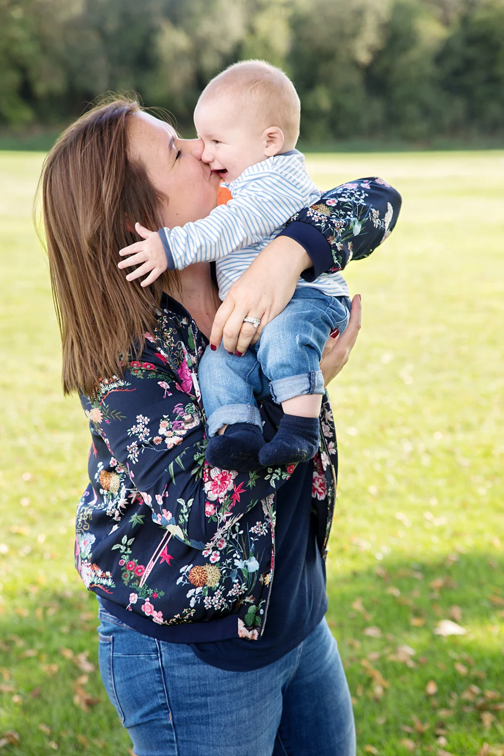 Baby pictures - 8 month old Harry and his mum playing in the park - St. Albans
