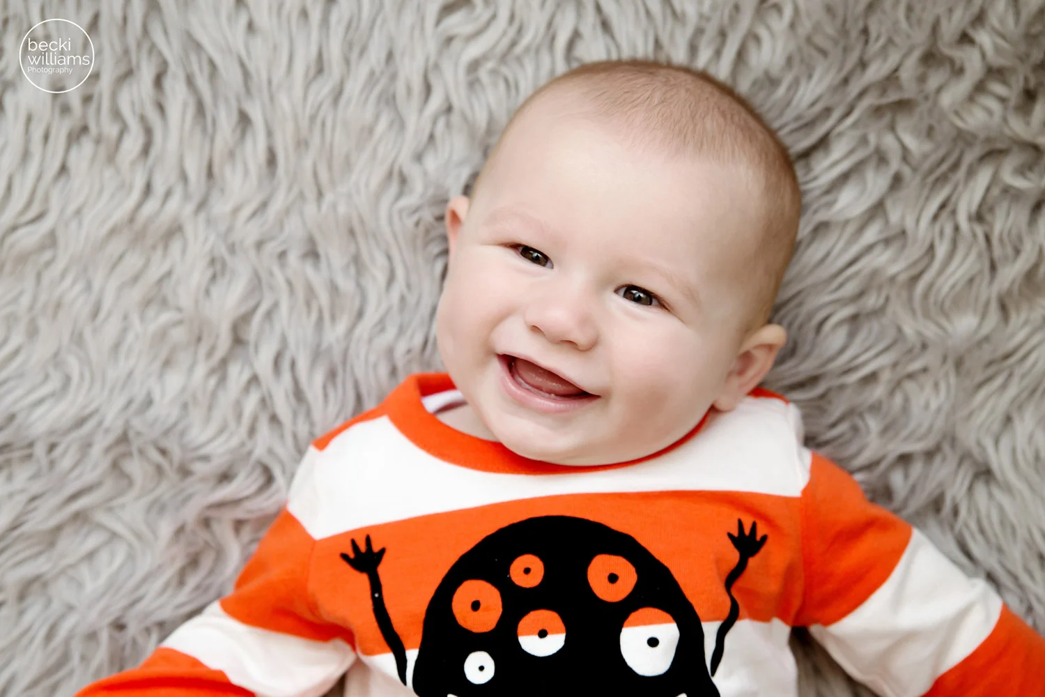 Baby pictures - 8 month old - Harry - smiles