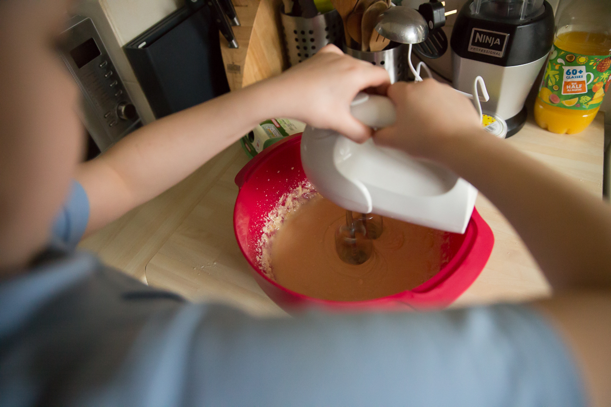 Child Photography Hemel Hempstead - Mixing cake mix