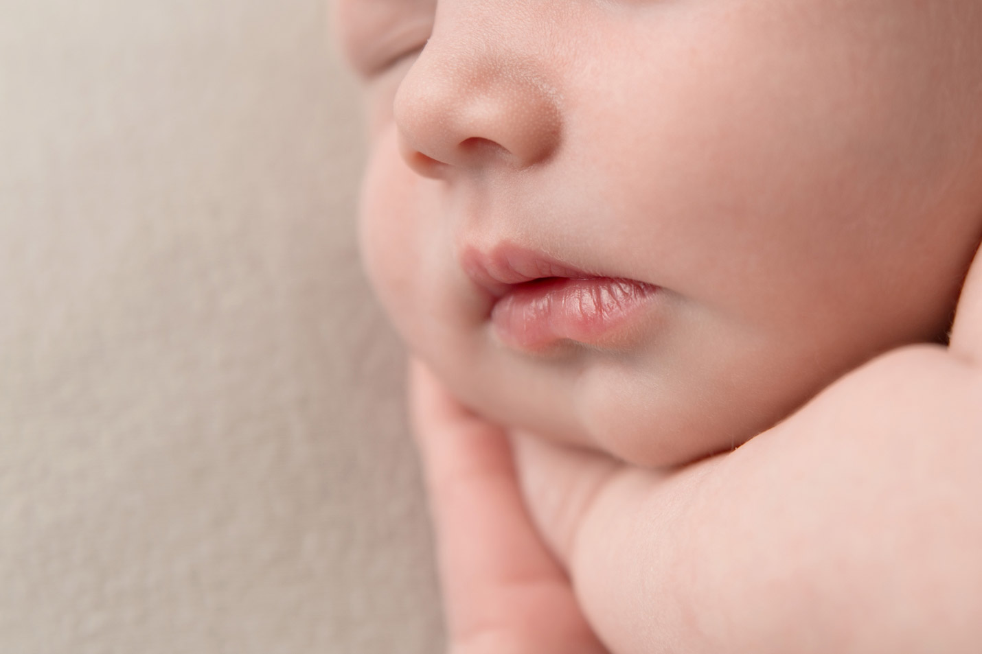 newborn-photography-hemel-hempstead-Albie-asleep-posed-details-lips