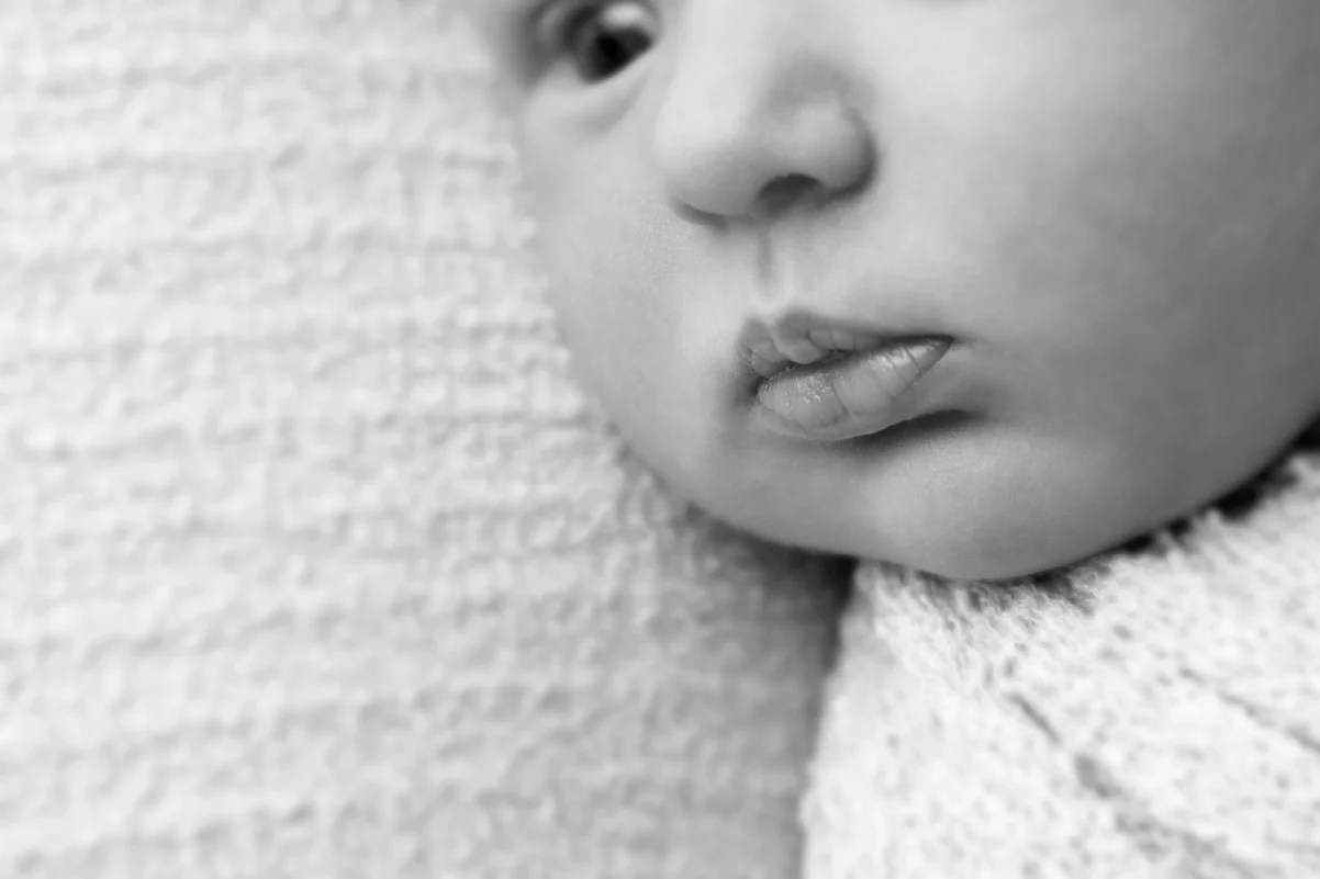 newborn baby lips