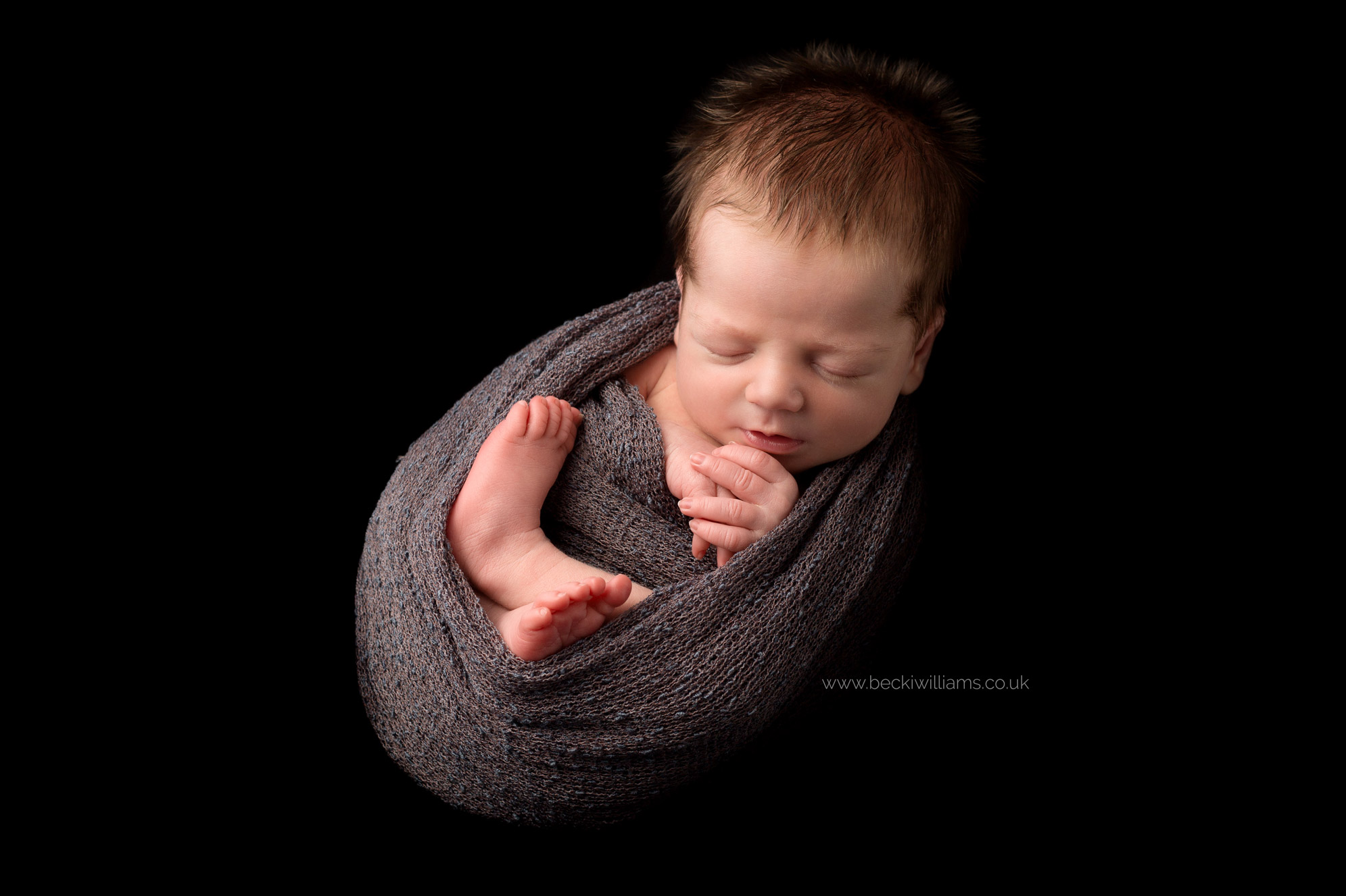 newborn-photography-st-albans-blac-grey-wrapped-simple.jpg