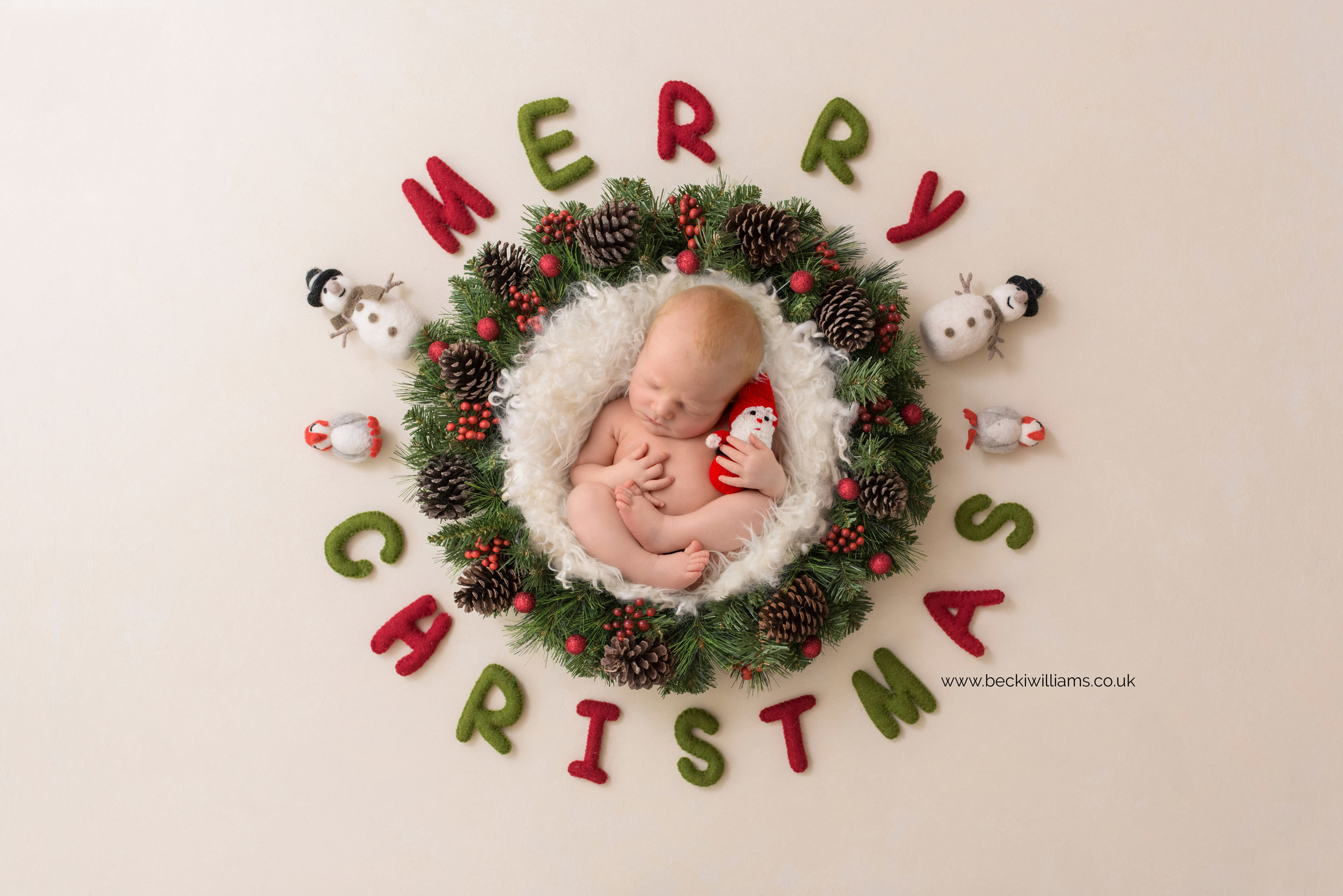 newborn-boy-portraits-hemel-hempstead-christmas-digital-background-merry-christmas2.jpg