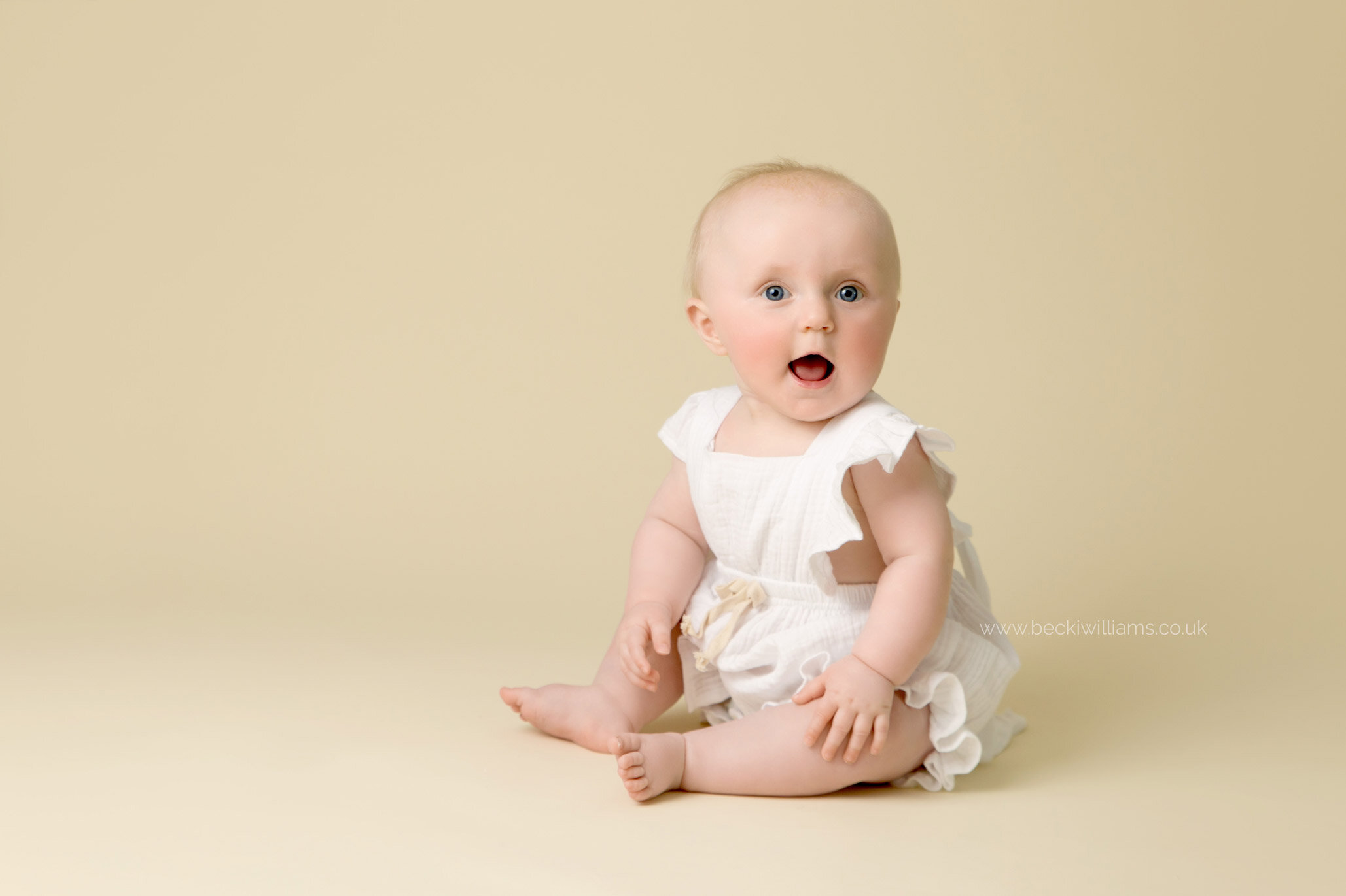 6-month-old-photo-shoot-hemel-hempstead-cute-milestone.jpg