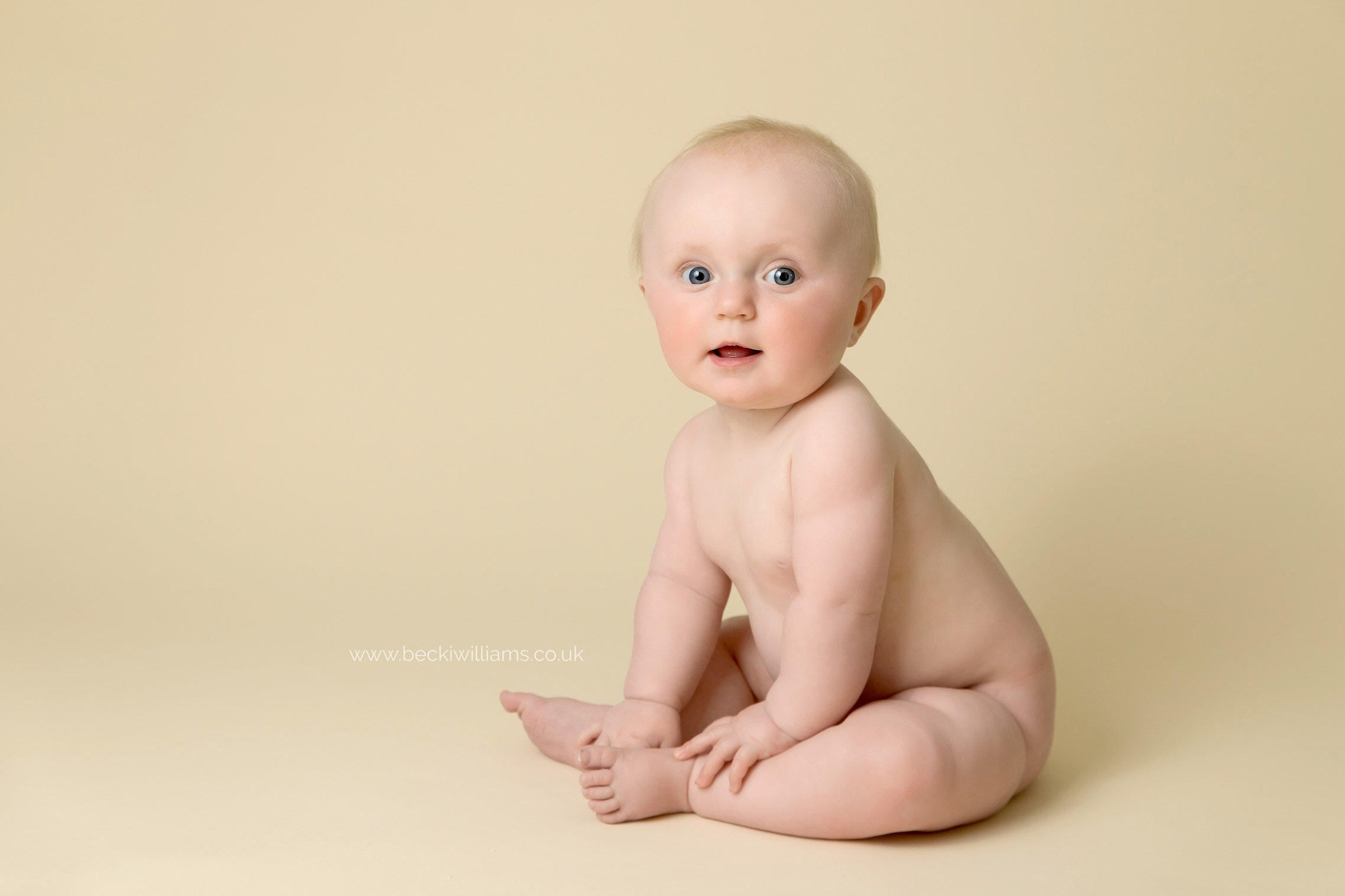 6-month-old-photo-shoot-hemel-hempstead-girl.jpg