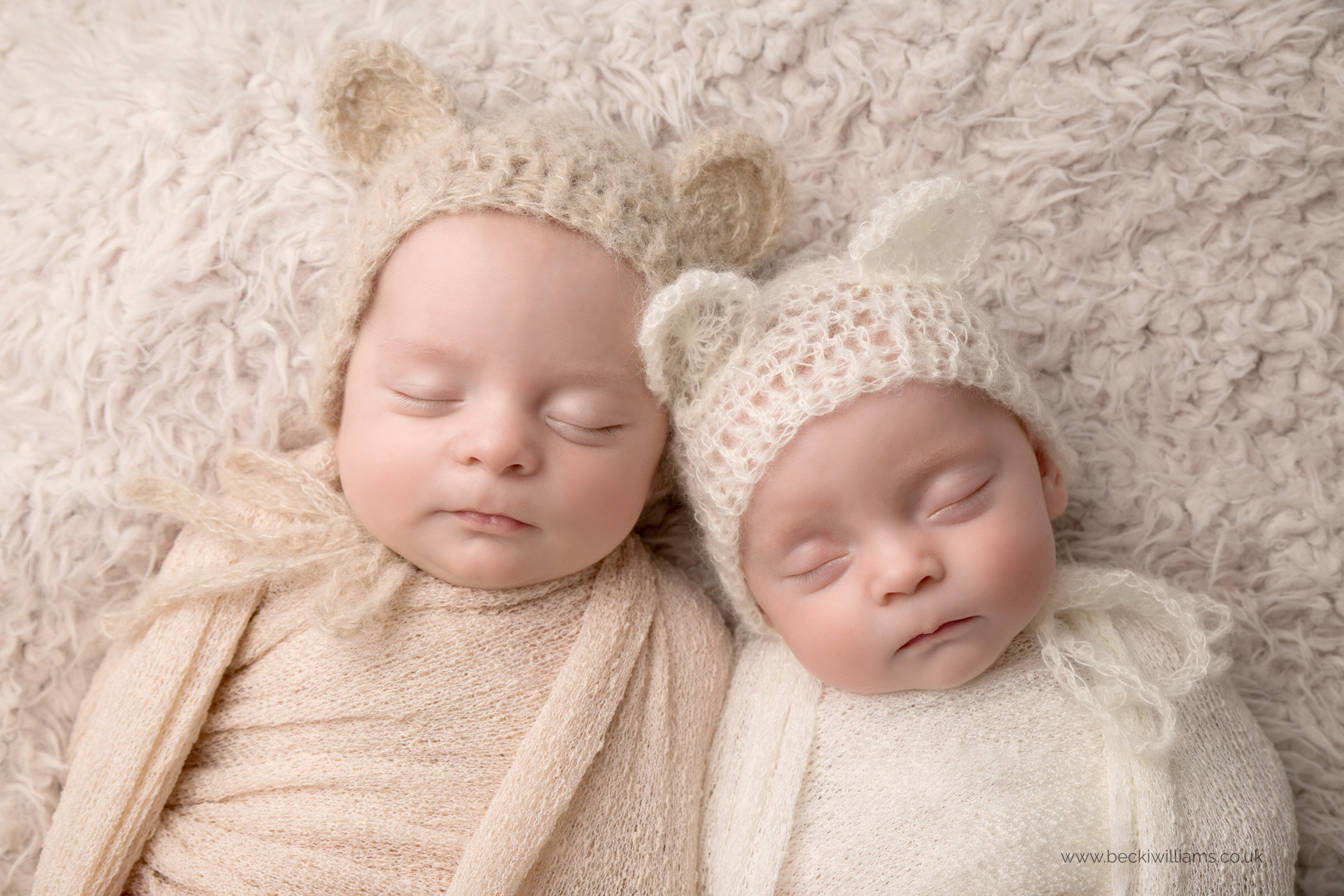 twin-newborn-photography-hemel-hempstead-cute-asleep-bear.jpg