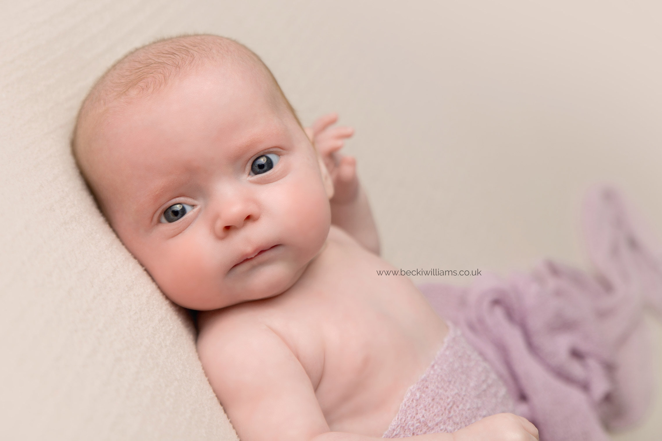 twin-newborn-photography-hemel-hempstead-awake-girl.jpg