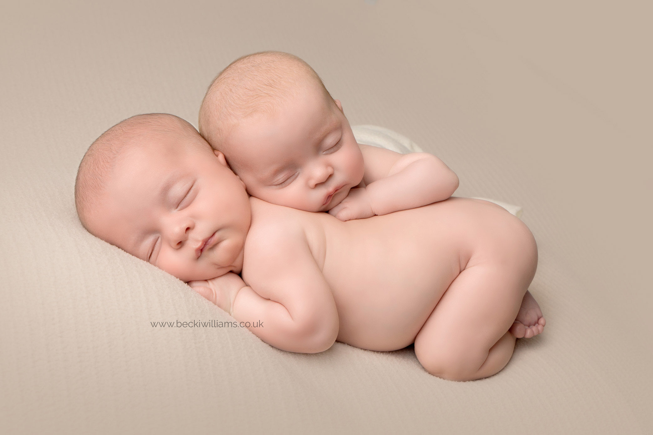twin-newborn-photography-hemel-hempstead-twins-brother-sister.jpg