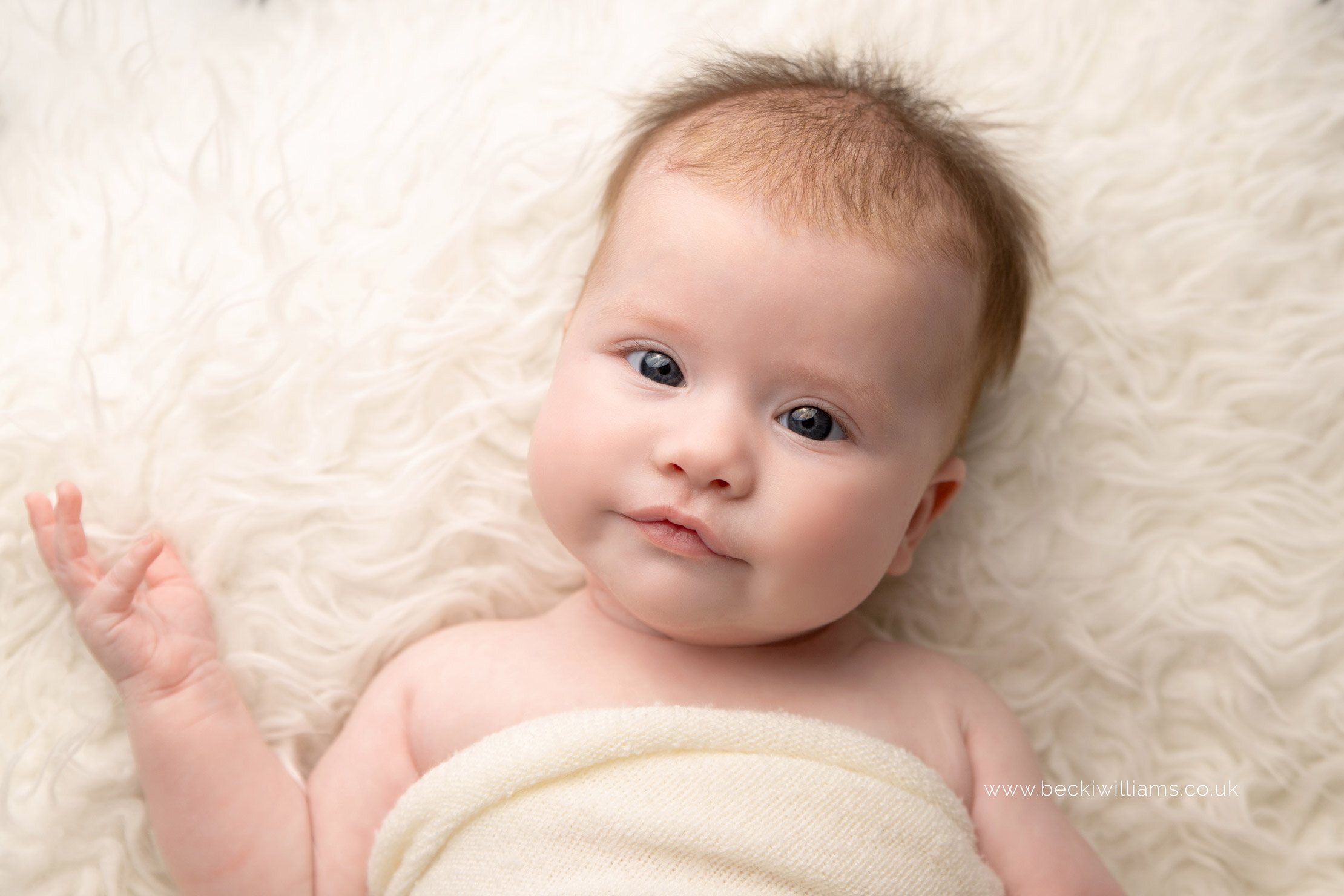 creative-baby-photos-hemel-hempstead-girl-1-month-old.jpg