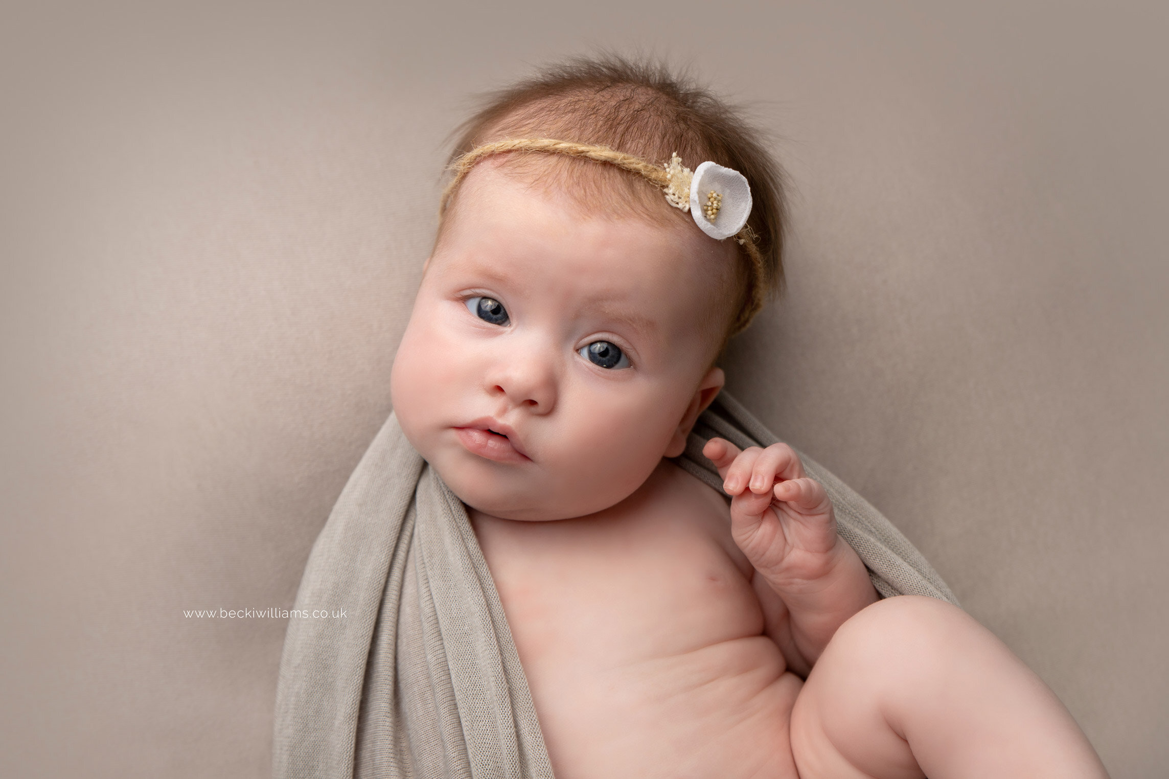 creative-baby-photos-hemel-hempstead-studio-headband-grey.jpg