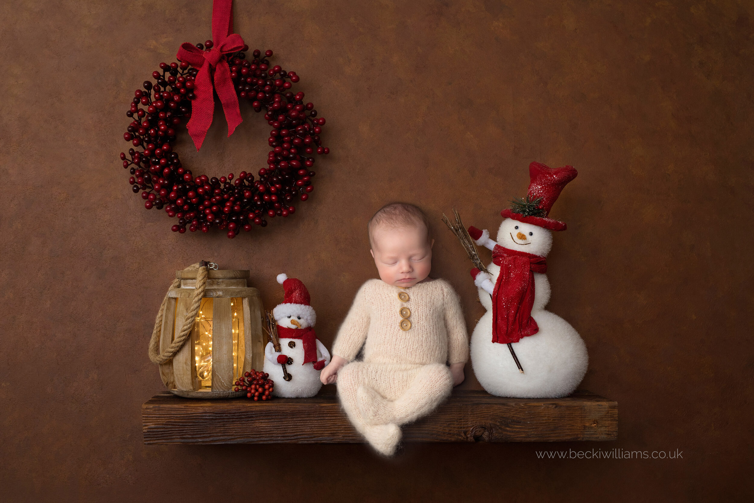 Christmas-newborn-photo-shoot-hemel-hempstead-2.jpg