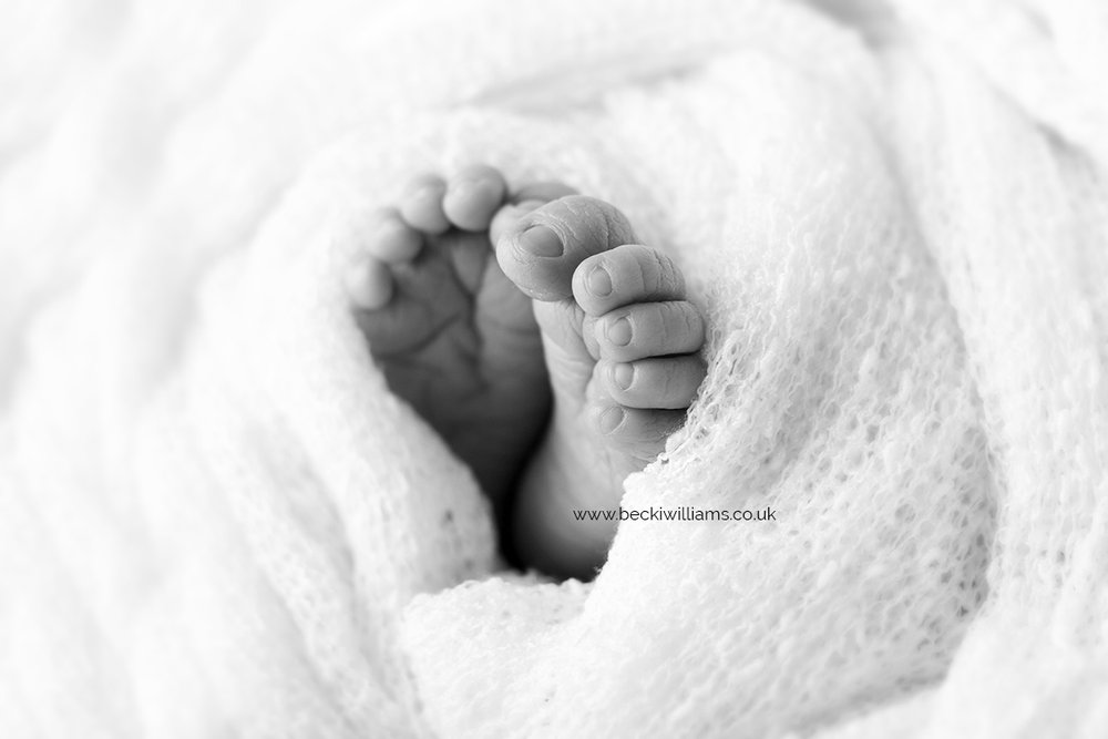newborn-baby-photo-shoot-milton-keynes