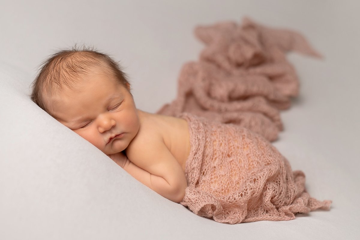 newborn-baby-photo-shoot-milton-keynes