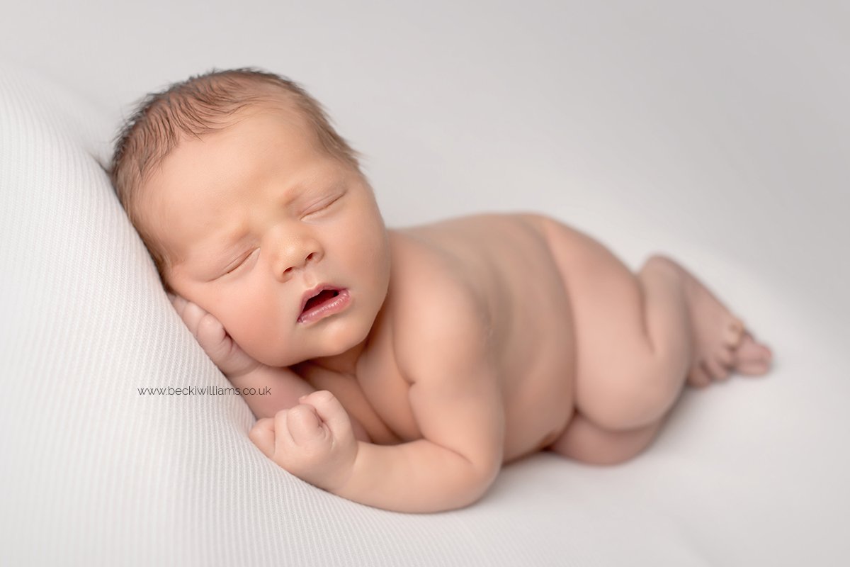 newborn-photo-shoot-milton-keynes-8.jpg