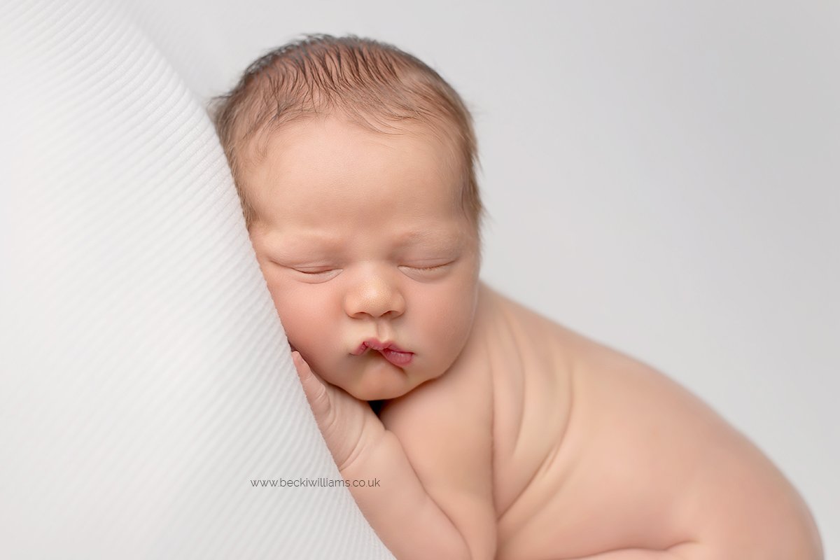newborn-photo-shoot-milton-keynes-11.jpg