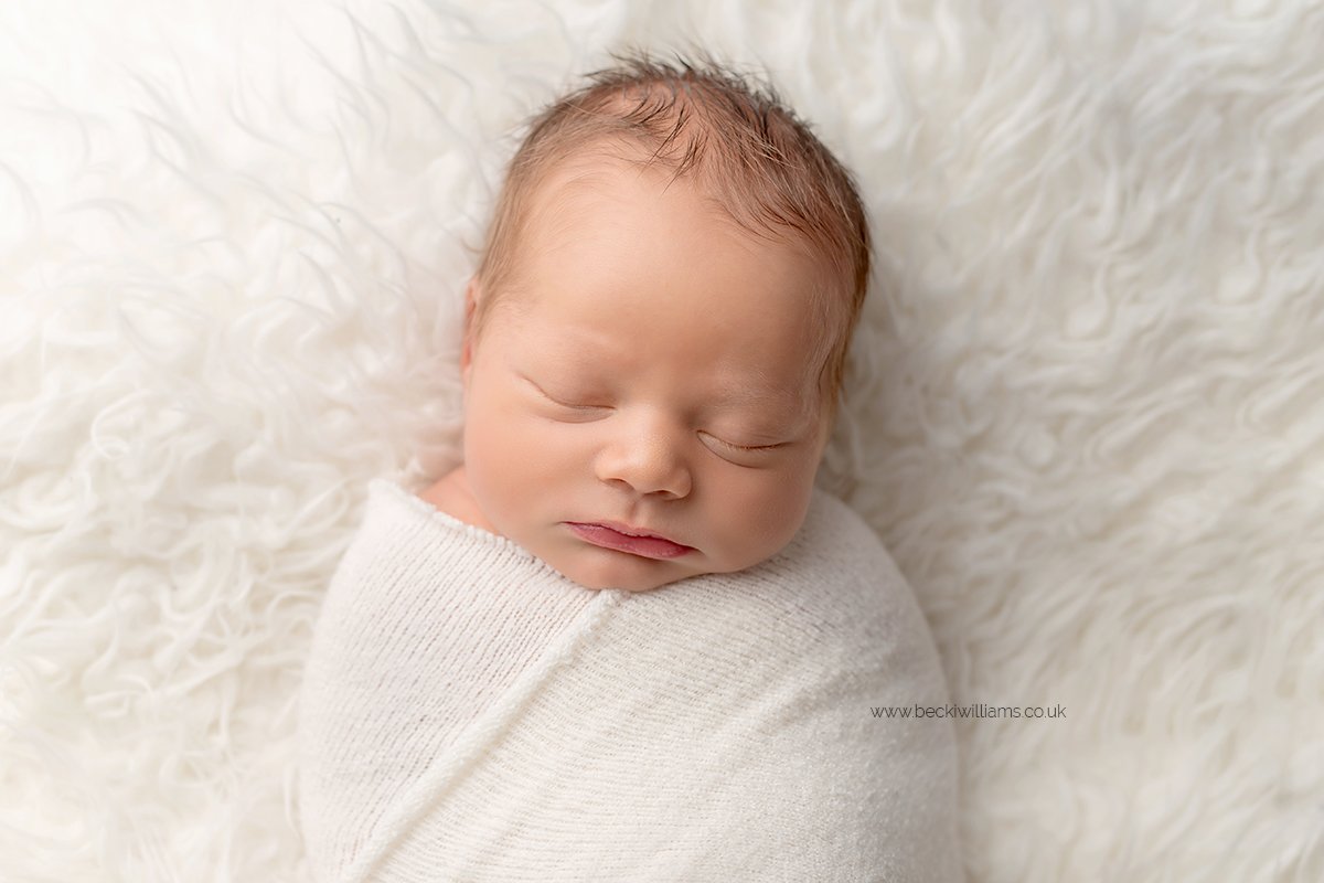 newborn-photo-shoot-milton-keynes-15.jpg