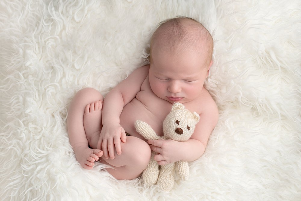 Newborn-baby-photographer-Milton-Keynes.jpg