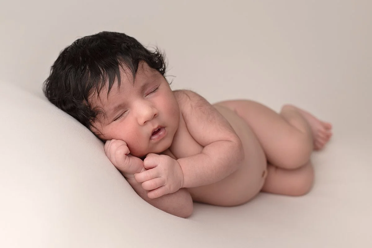 newborn-photoshoot-milton-keynes-15.jpg
