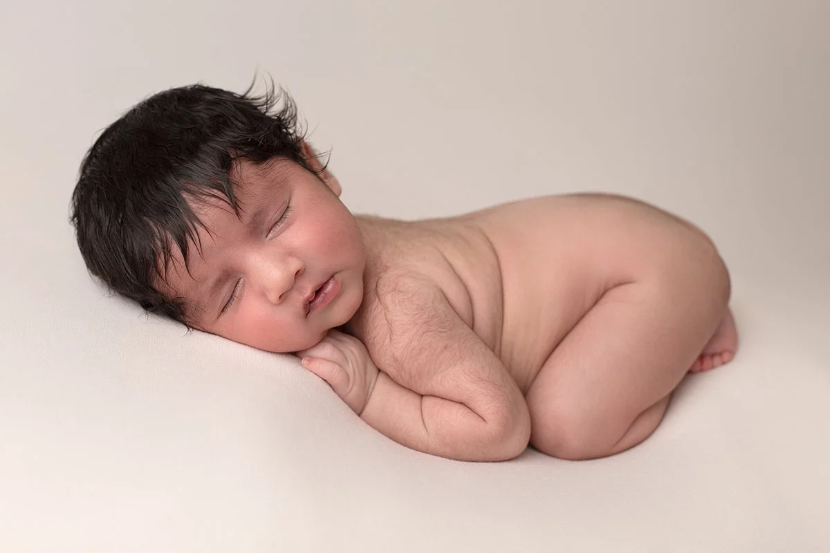 newborn-photoshoot-milton-keynes-16.jpg