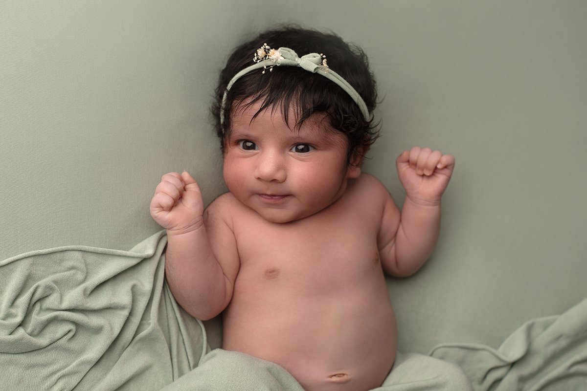newborn-photoshoot-milton-keynes-23.jpg