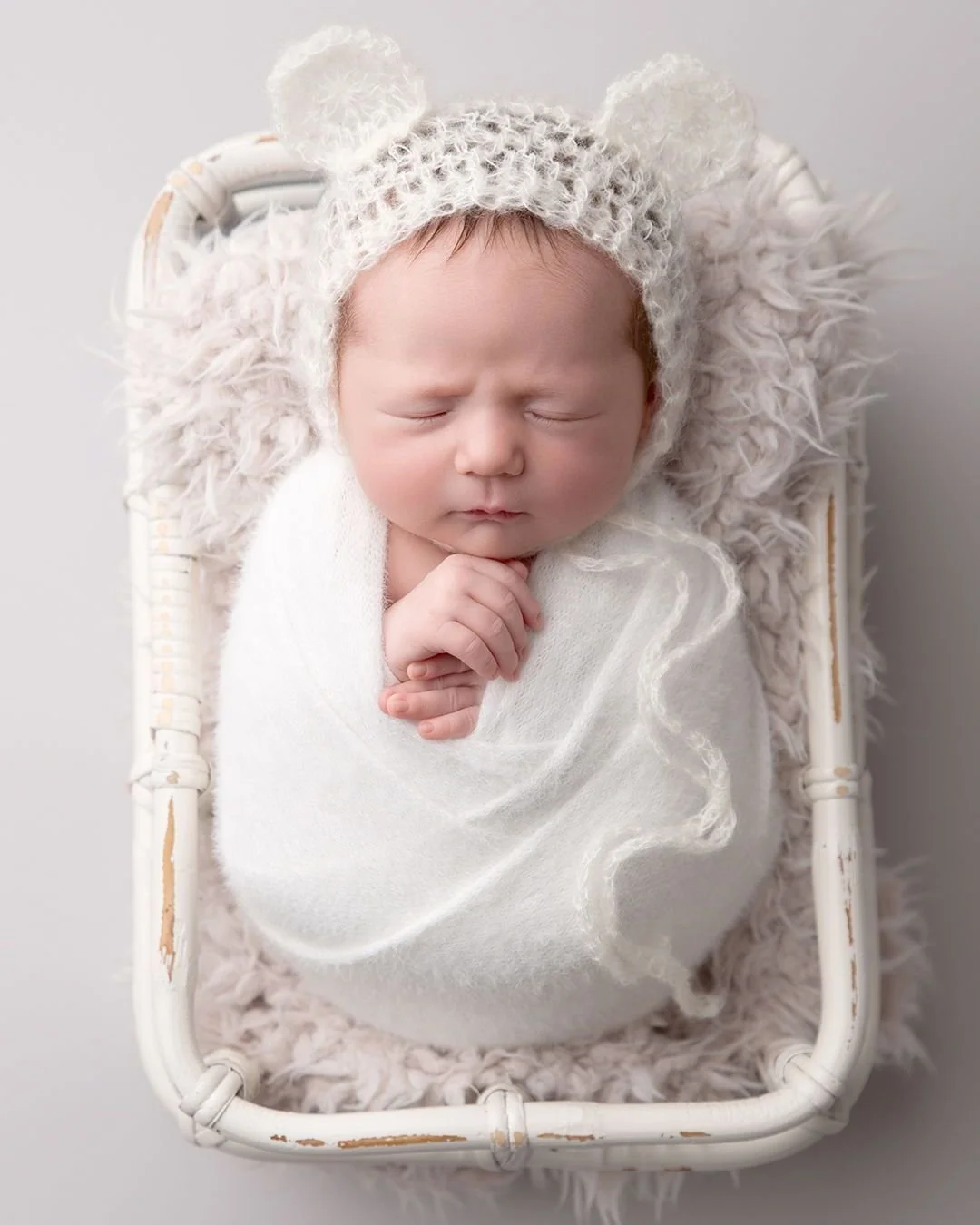 Have you ever met a cuter bear? 🐻&zwj;❄️ 

#newbornphotography #newbornphotographer #newbornphotographymiltonkeynes #MiltonKeynes  #Northampton #Buckinghamshire #babyphotography #babyphotographer 
#babyphotographermiltonkeynes #cute #sleeping #baby 