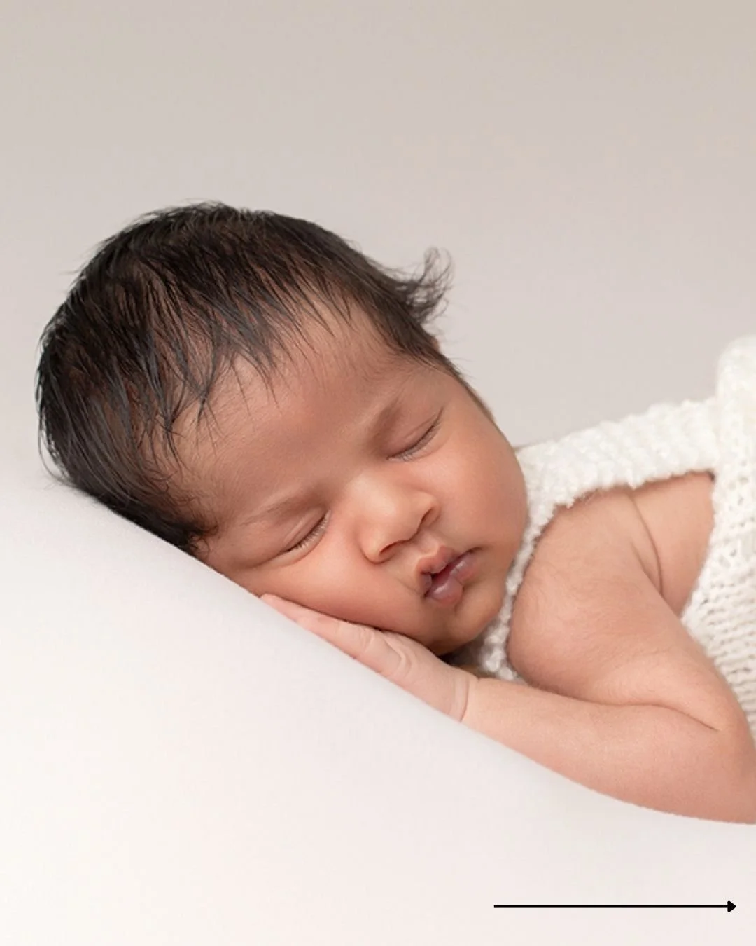 When you're a photographer who shoots mainly landscape, instagram really makes things tricky 😂 

So here, have a little scroll to see the image in all its sleepy cuteness.

#newbornphotography #newbornphotographer #MiltonKeyneseNewbornPhotographer #