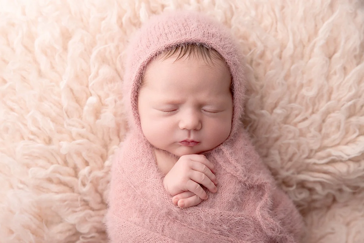MIlton-Keynes-Newborn-Photographer.jpg