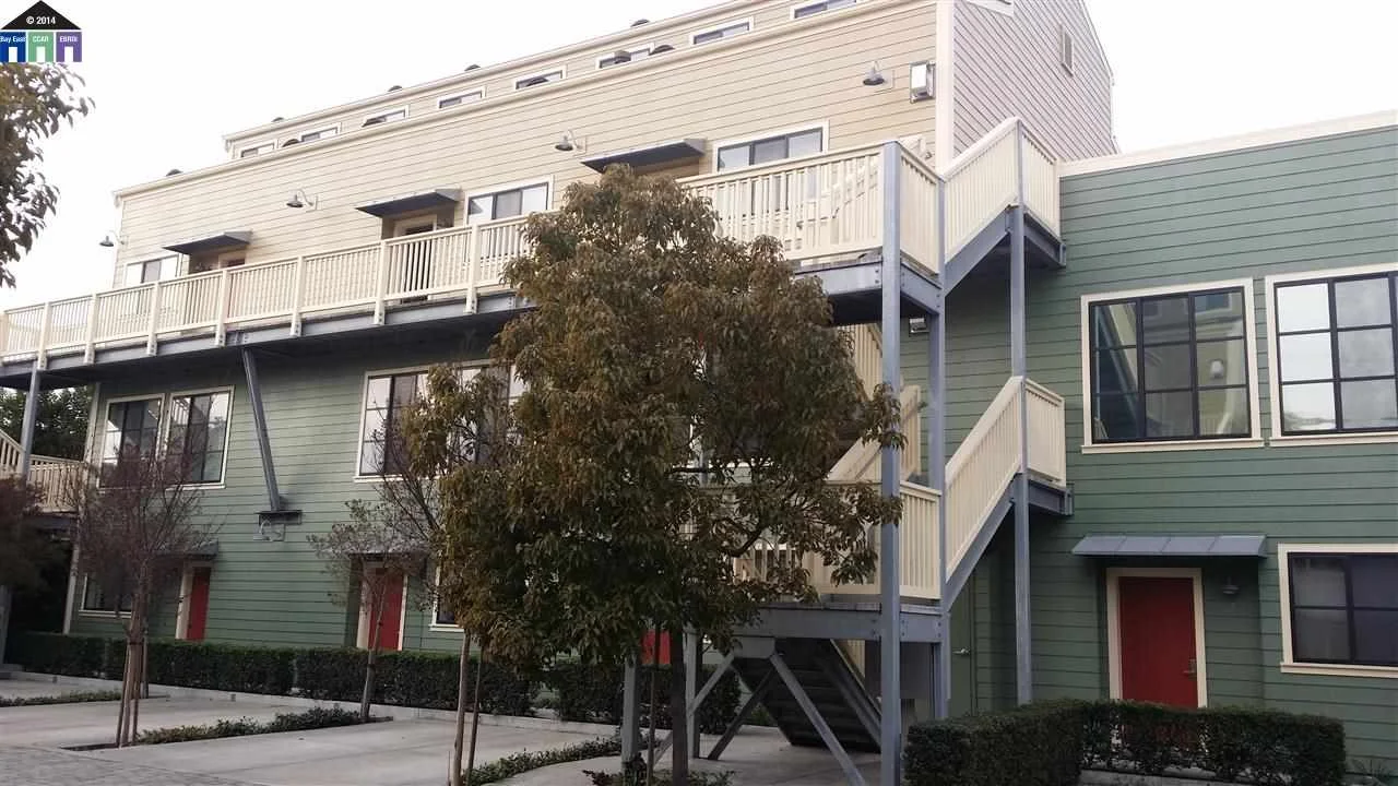 1565 32nd Street #6, Oakland