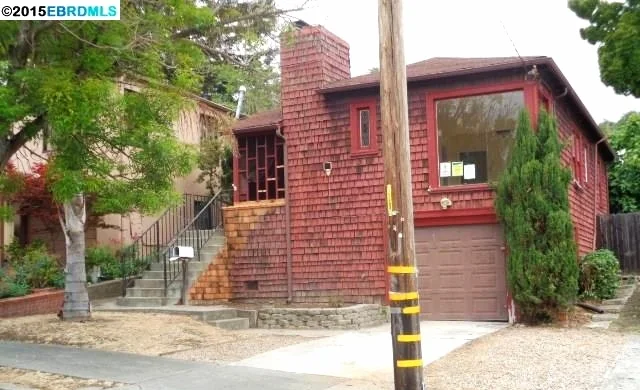 2707 Oliver Avenue, Oakland