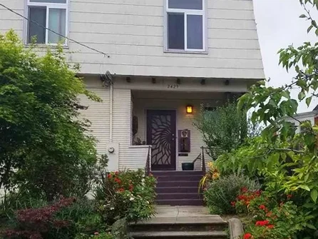 2429 East 23rd Street, Oakland