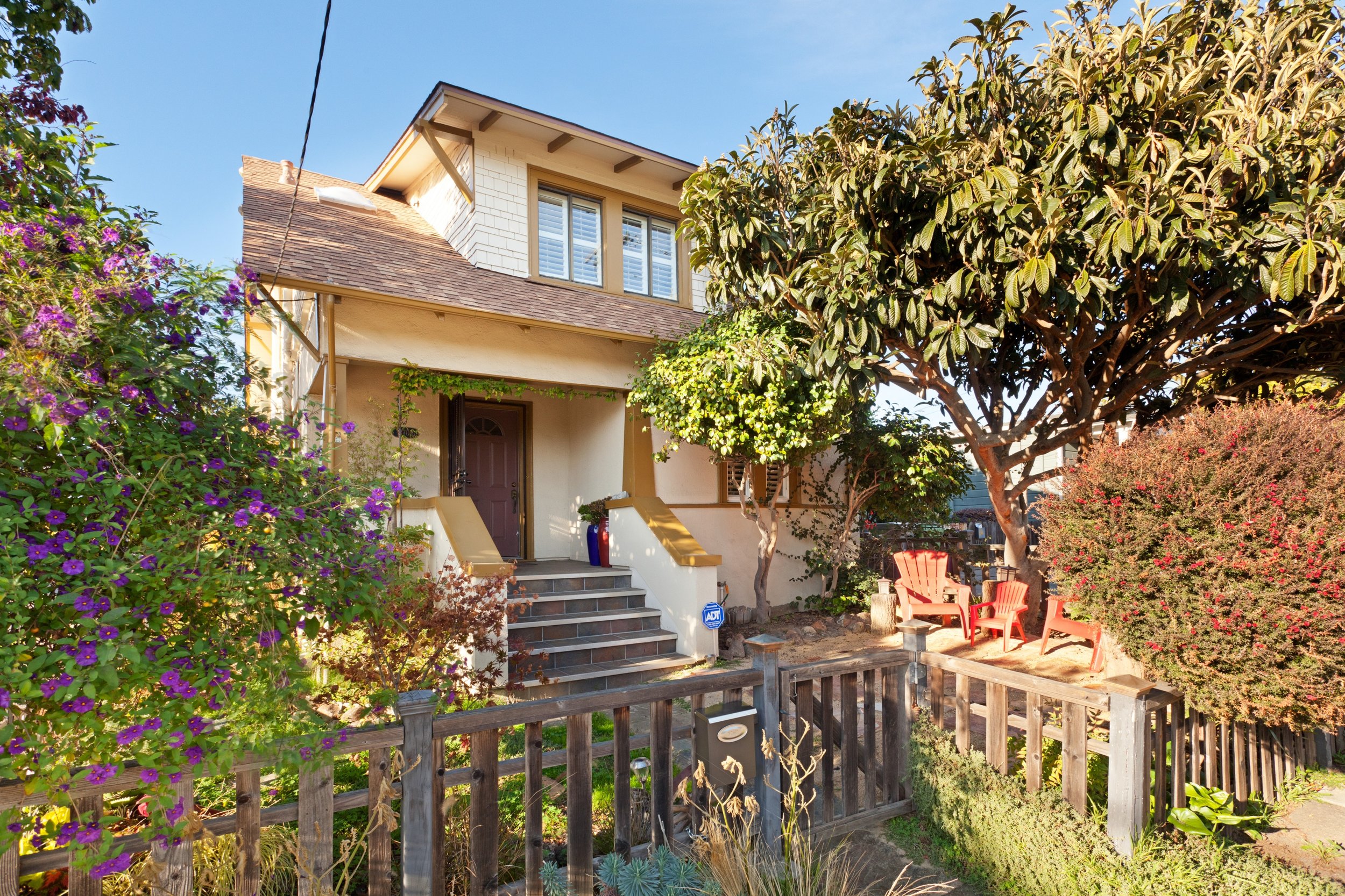 3701 Magee Avenue, Oakland