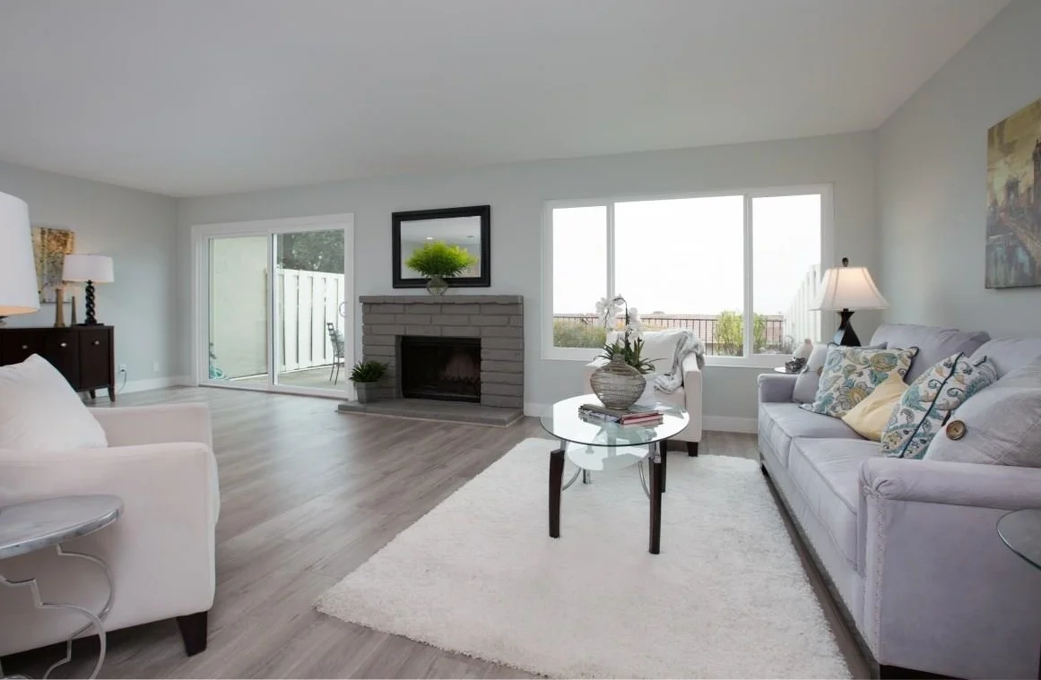97 Thousand Oaks, Oakland