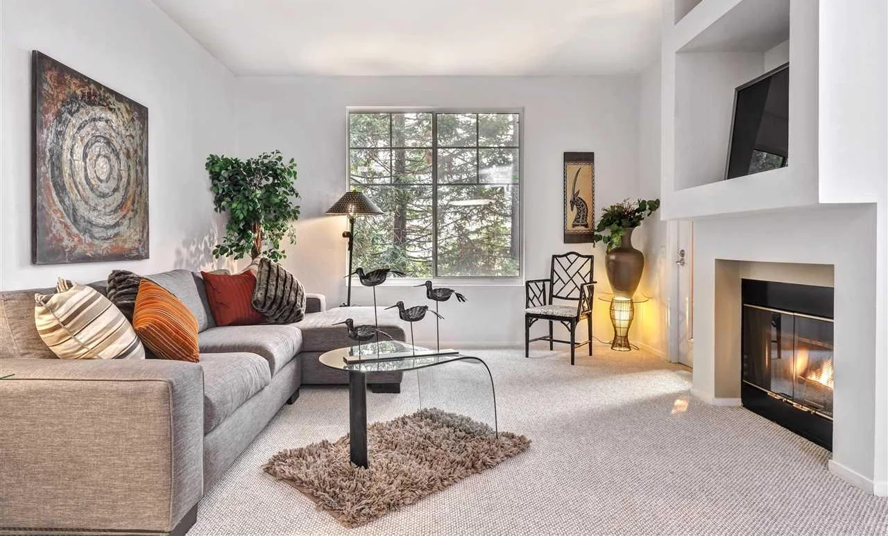 220 Caldecott Lane #213, Oakland