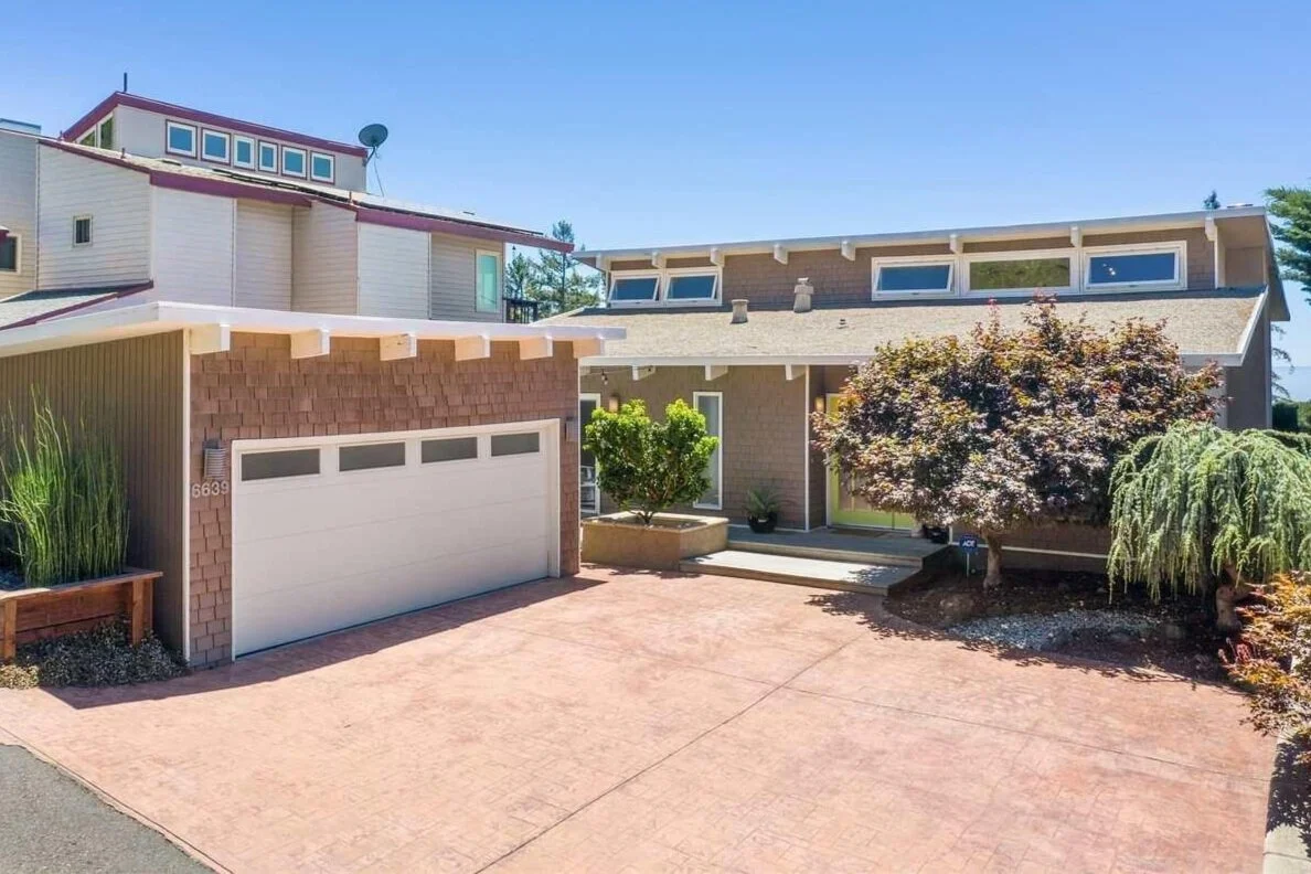 6639 Colton Boulevard, Oakland