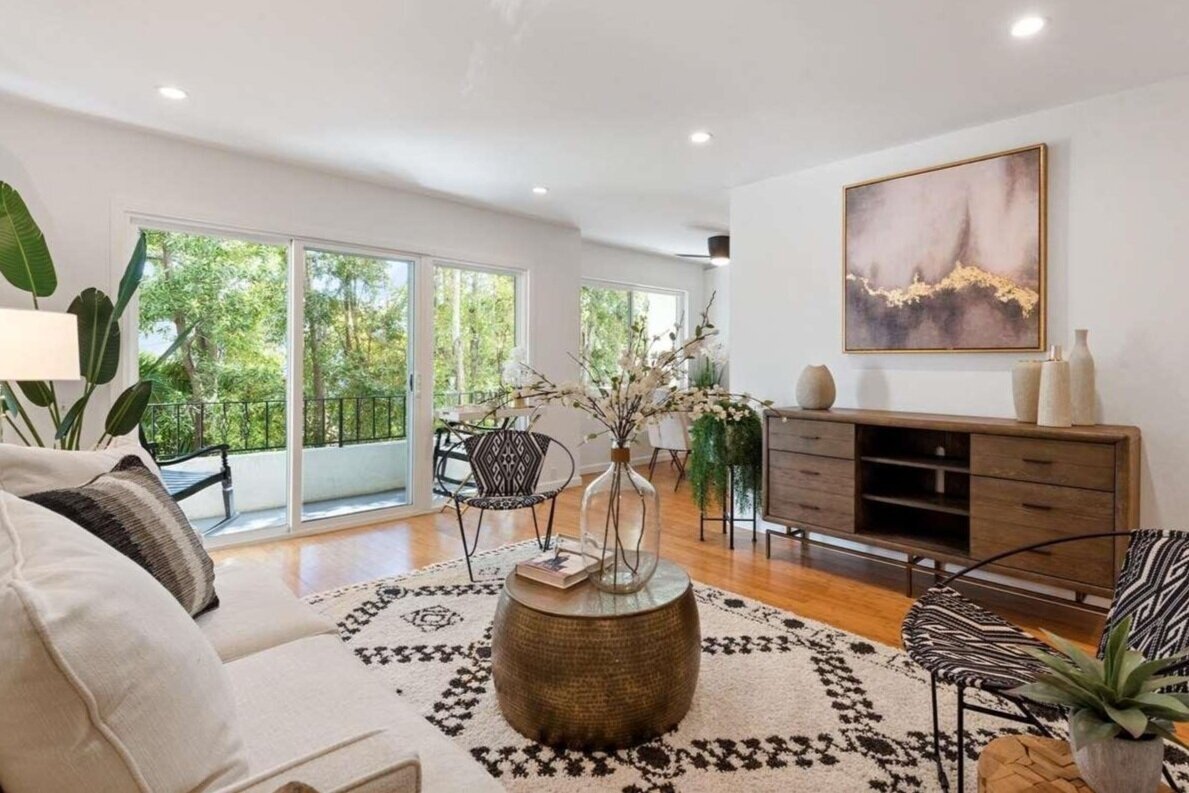 427 Lagunitas Ave #202, Oakland