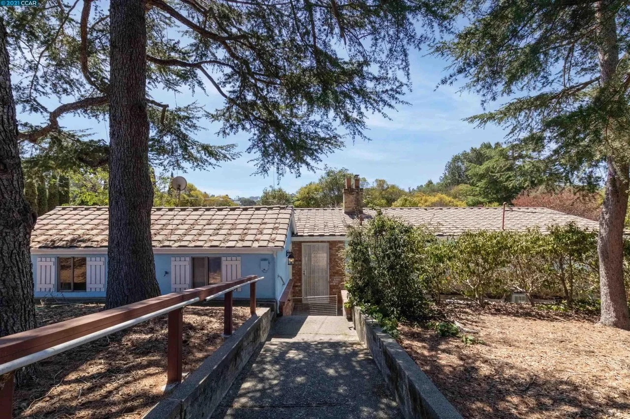 1381 Hazel Street, Pinole