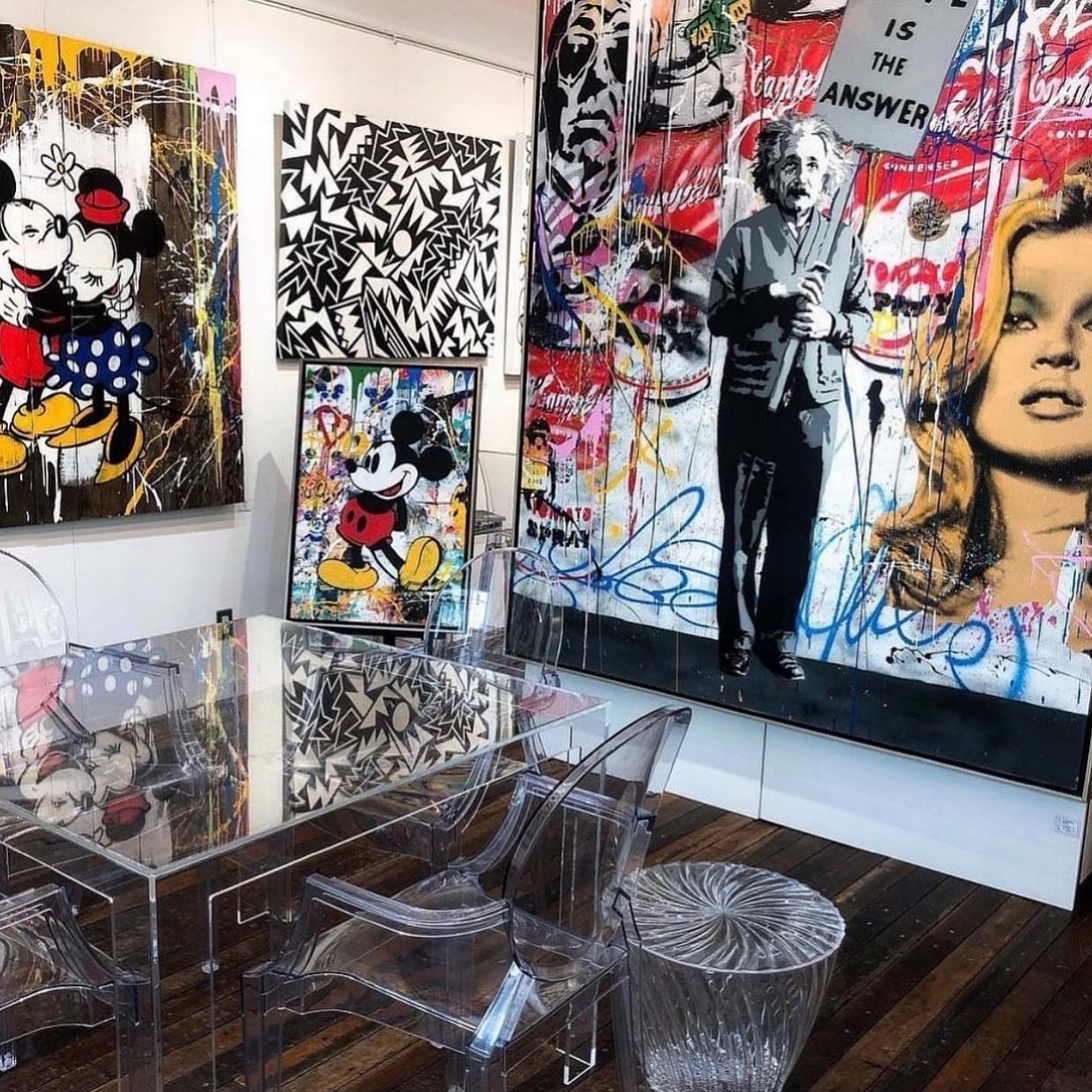 Sold out stand Mr Brainwash last edition @tokyointernationalartfair 

We are thrilled to welcome you back to the Tokyo International Art Fair 29-30 Nov 2024. Now in its 7th edition🫶🏼🎌 www.tokyoartfair.com

100 exhibitors from all over the world wi