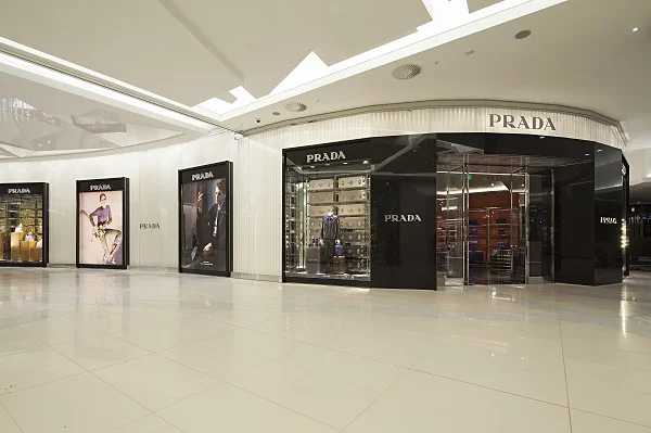 Prada_Johannesburg_Sandton City Mall_ext 01.jpg