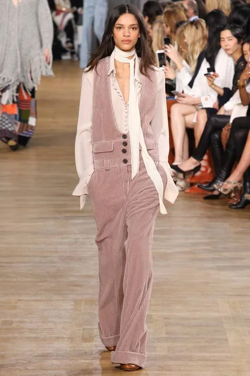 donna-karan-fw15-nyfw-runway-38.jpg
