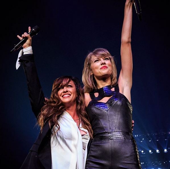 Alanis Moriset @taylorswift instagram