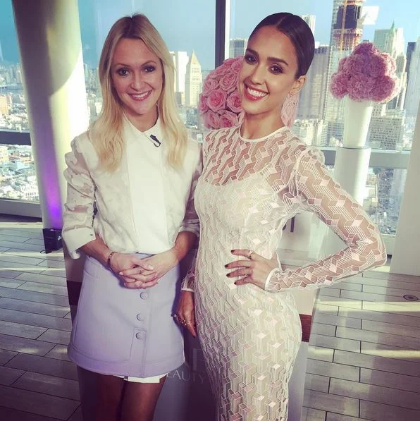 @zannarassi instagram