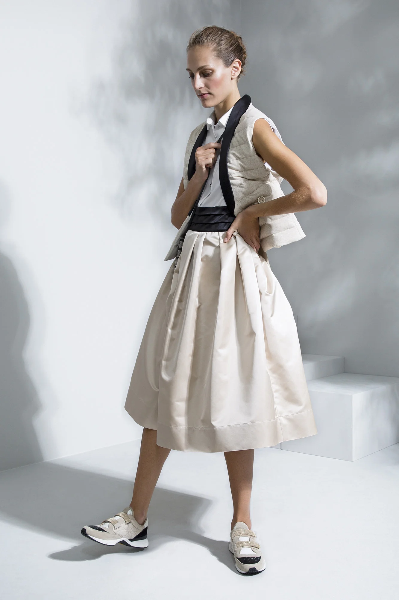 brunello-cucinelli-spring-2016-rtw-08.jpg