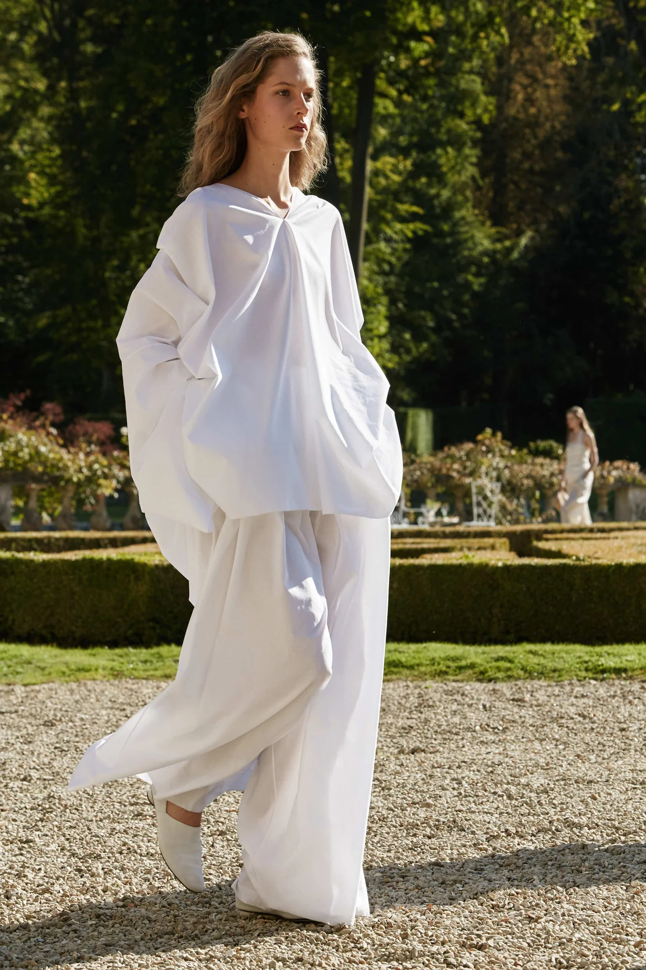 the-row-spring-2016-rtw-01.jpg