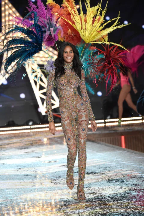 hbz-vs-runway-2015-gettyimages-496566502.jpg
