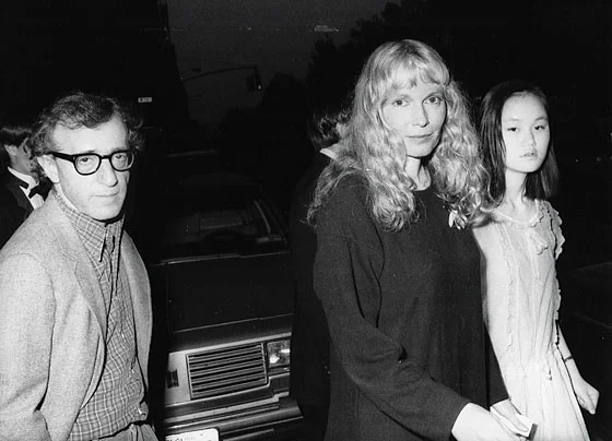 scandals120409_1992_560.jpg