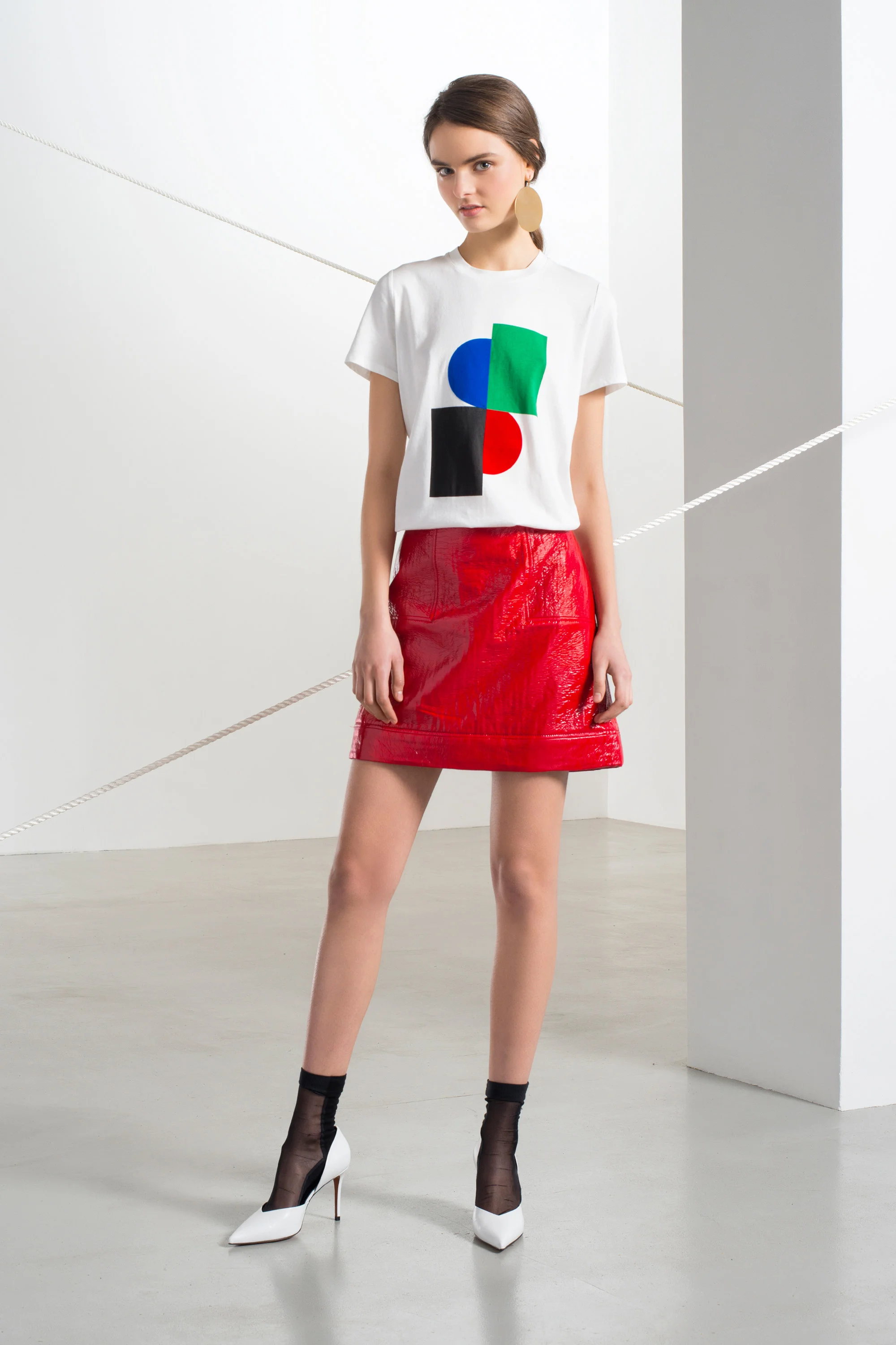 lisa-perry-pre-fall-2016-lookbook-11.jpg