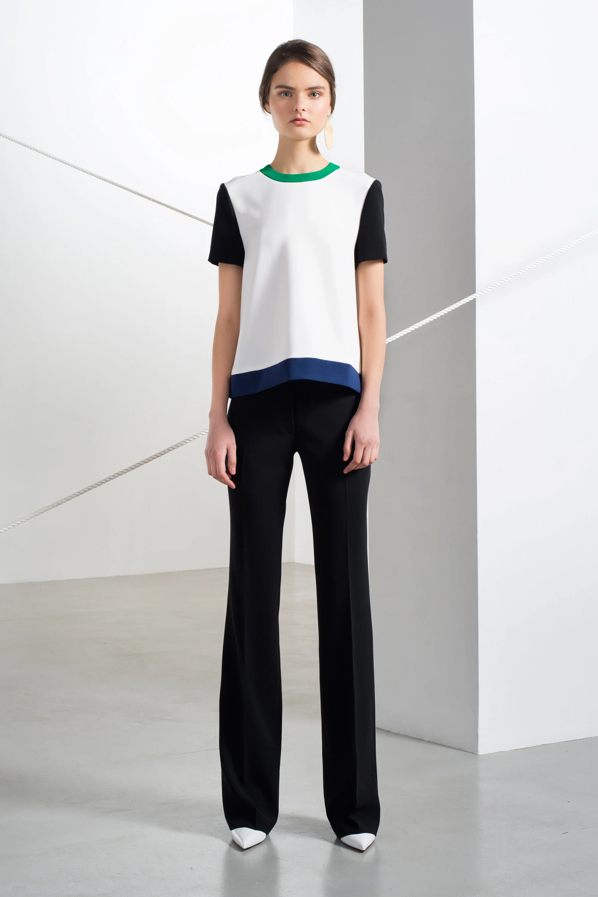 lisa-perry-pre-fall-2016-lookbook-12.jpg