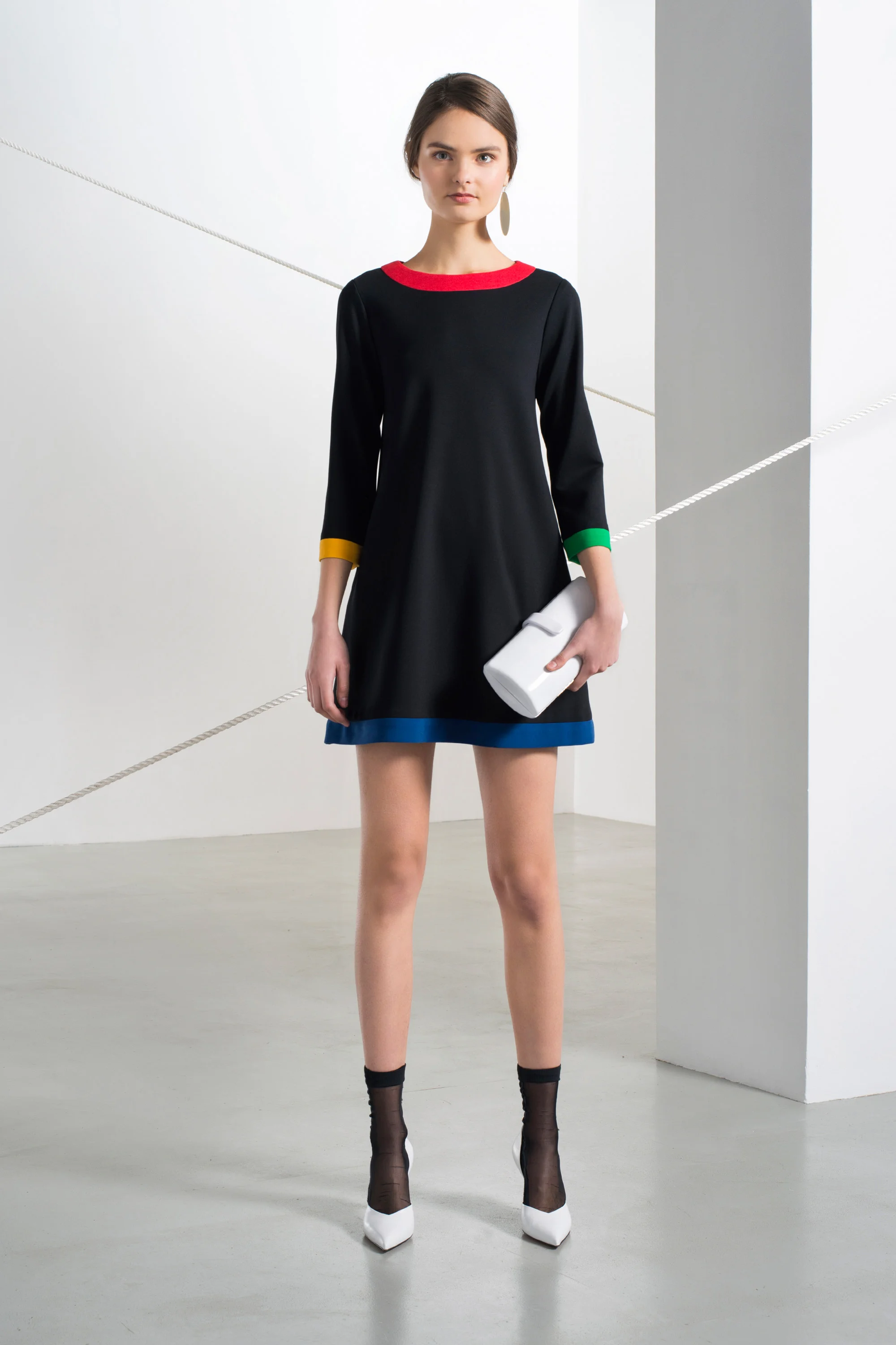 lisa-perry-pre-fall-2016-lookbook-14.jpg